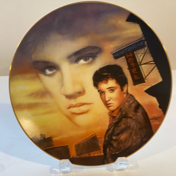 Delphi Elvis Presley “Heartbreak Hotel” plate - Picture 1 of 2